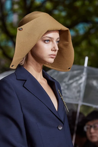 Look 67